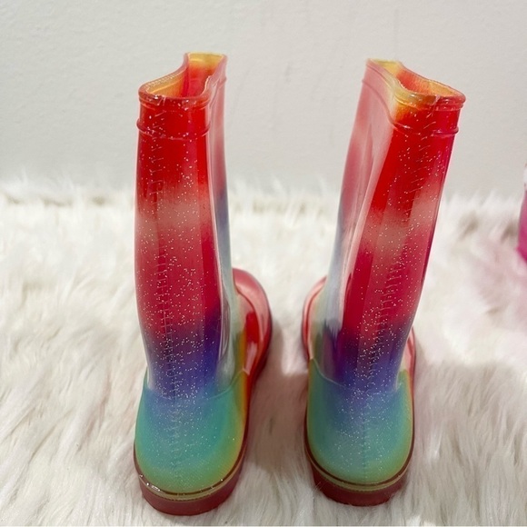 Olive & Edie Girls Rainbow Rain Boots Size 5 US NEW! - Picture 5 of 8